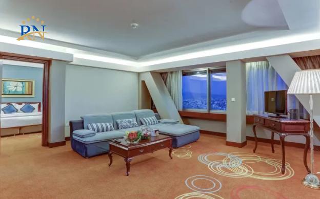 انواع اتاق‌ های هتل لوکس بزرگ شیراز
